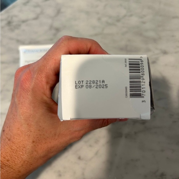 Bioderma Pigmentbio Sensitive Area 75ml
Exp 2025
New in box - Picture 2 of 3